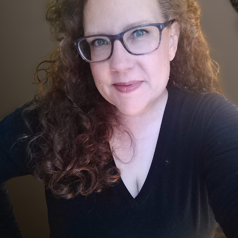 Image of Kelli Goldin, Human Design strategist & practictioner, and founder of kelligoldin.com and Radiant Design